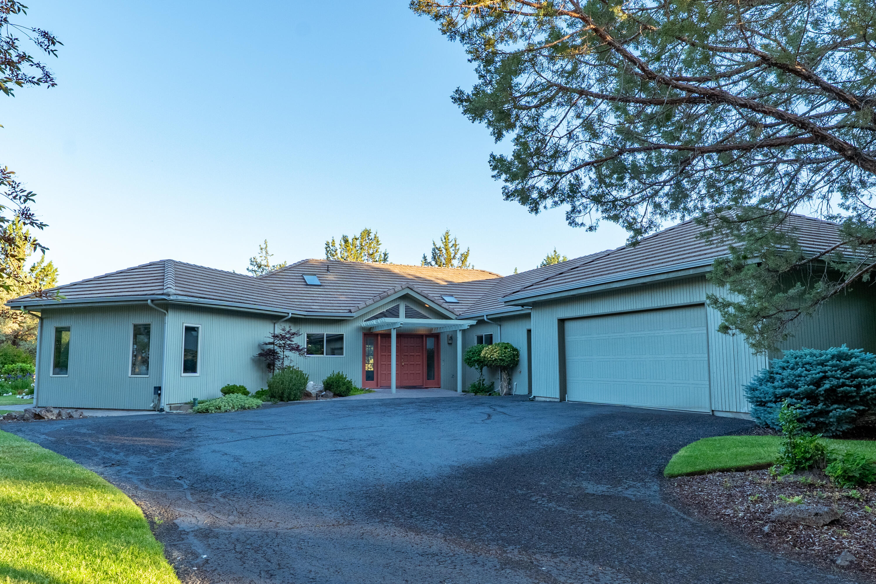 2103 Condor Court