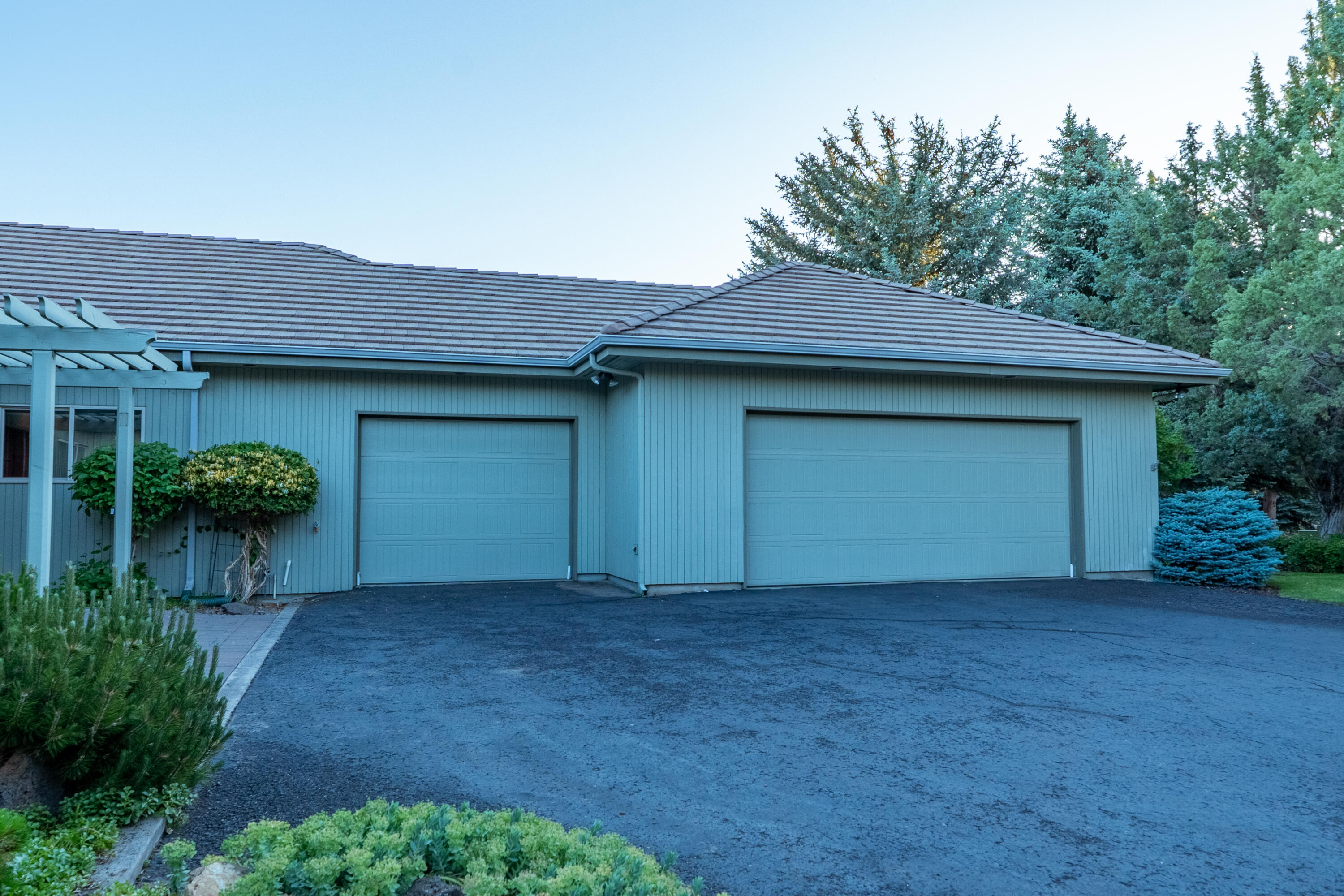 2103 Condor Court