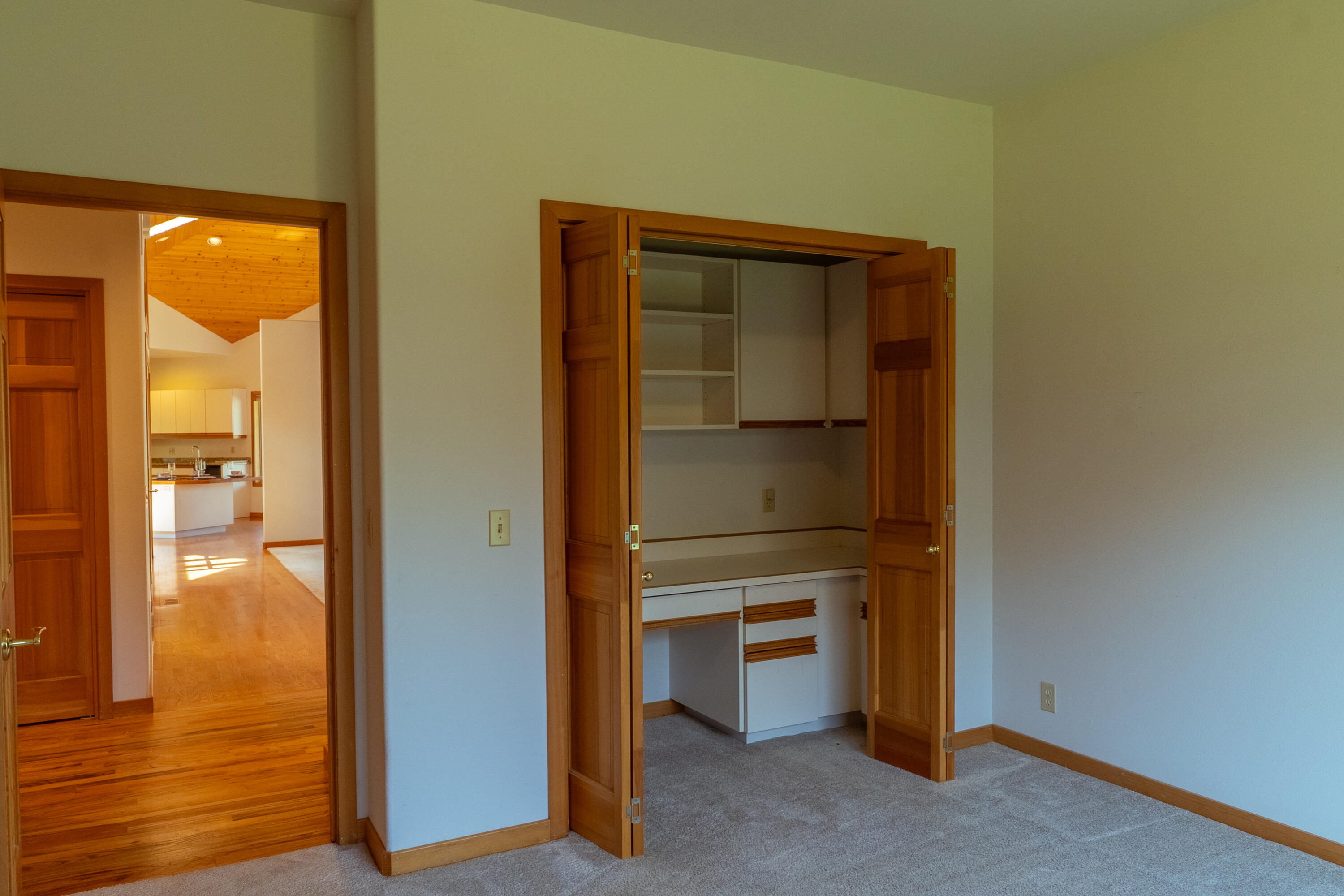 2103 Condor Court