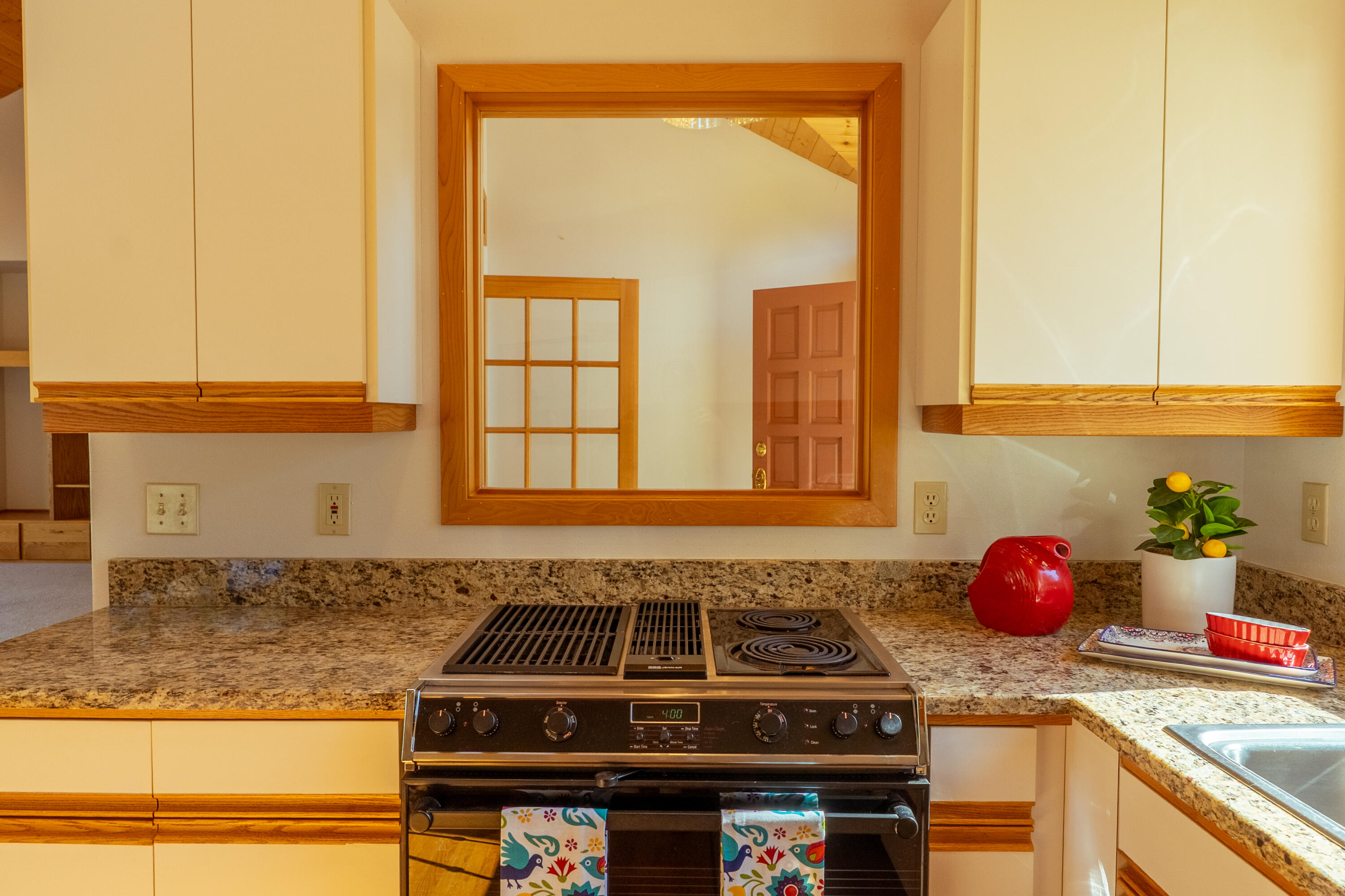 2103 Condor Court