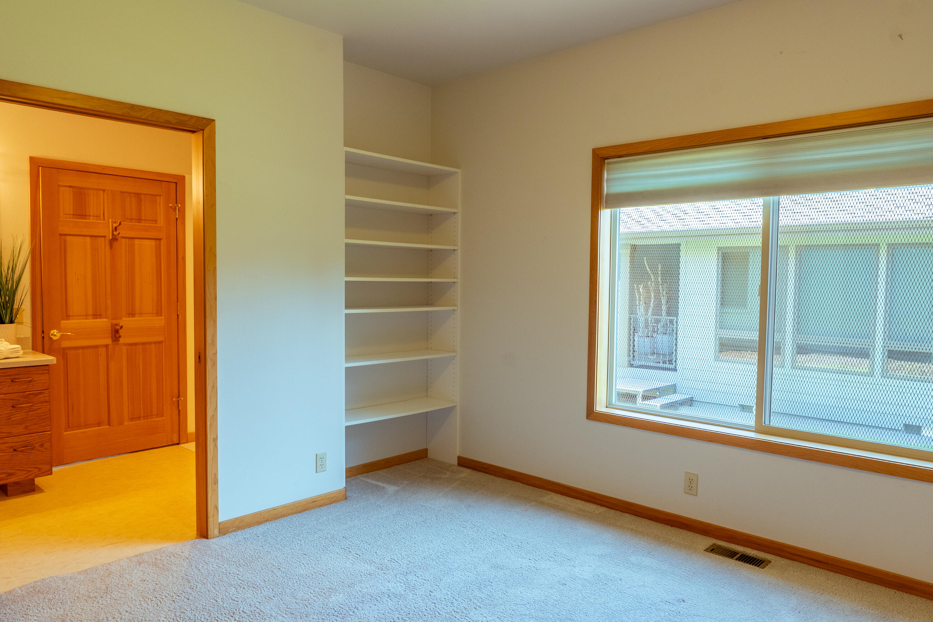 2103 Condor Court
