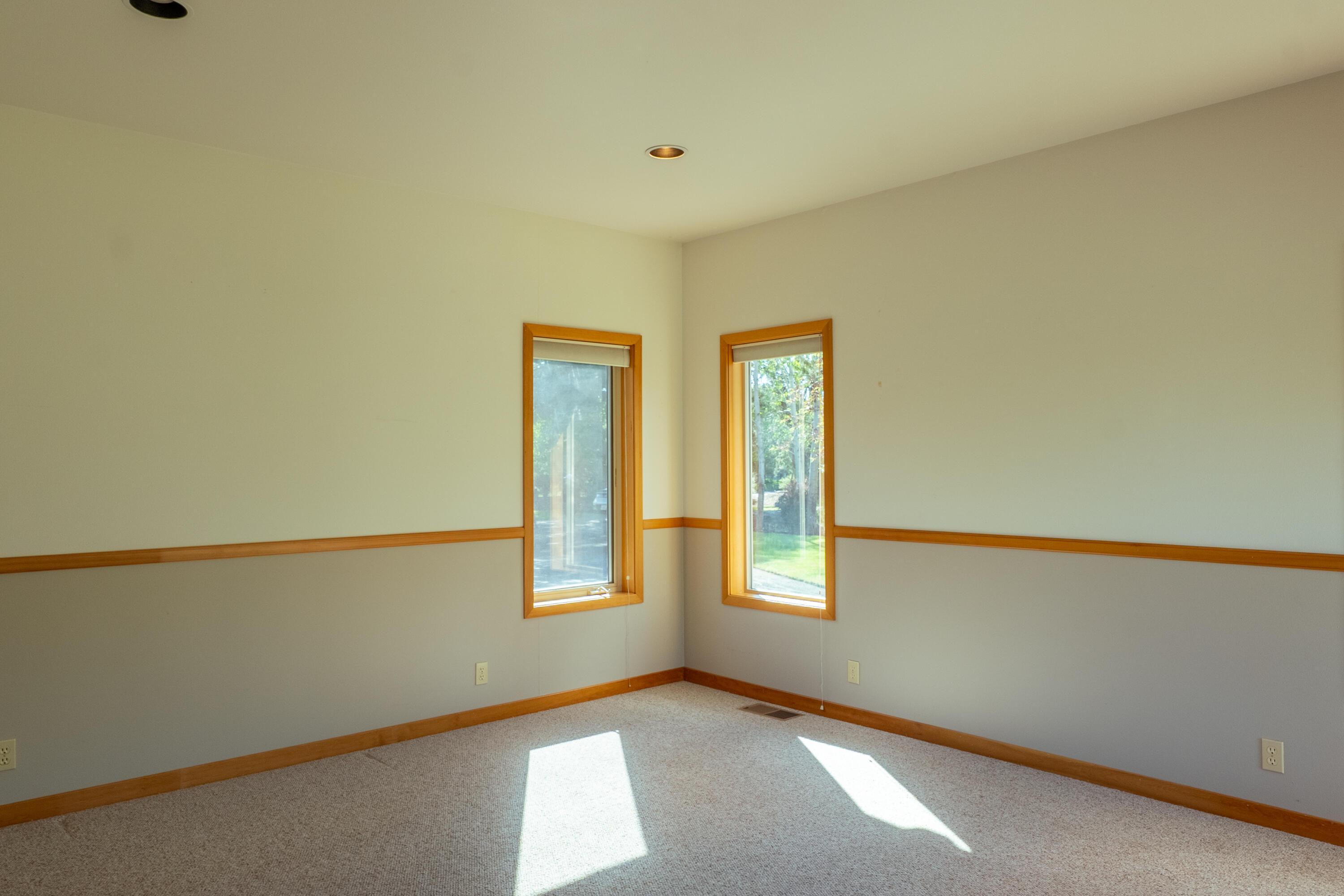 2103 Condor Court