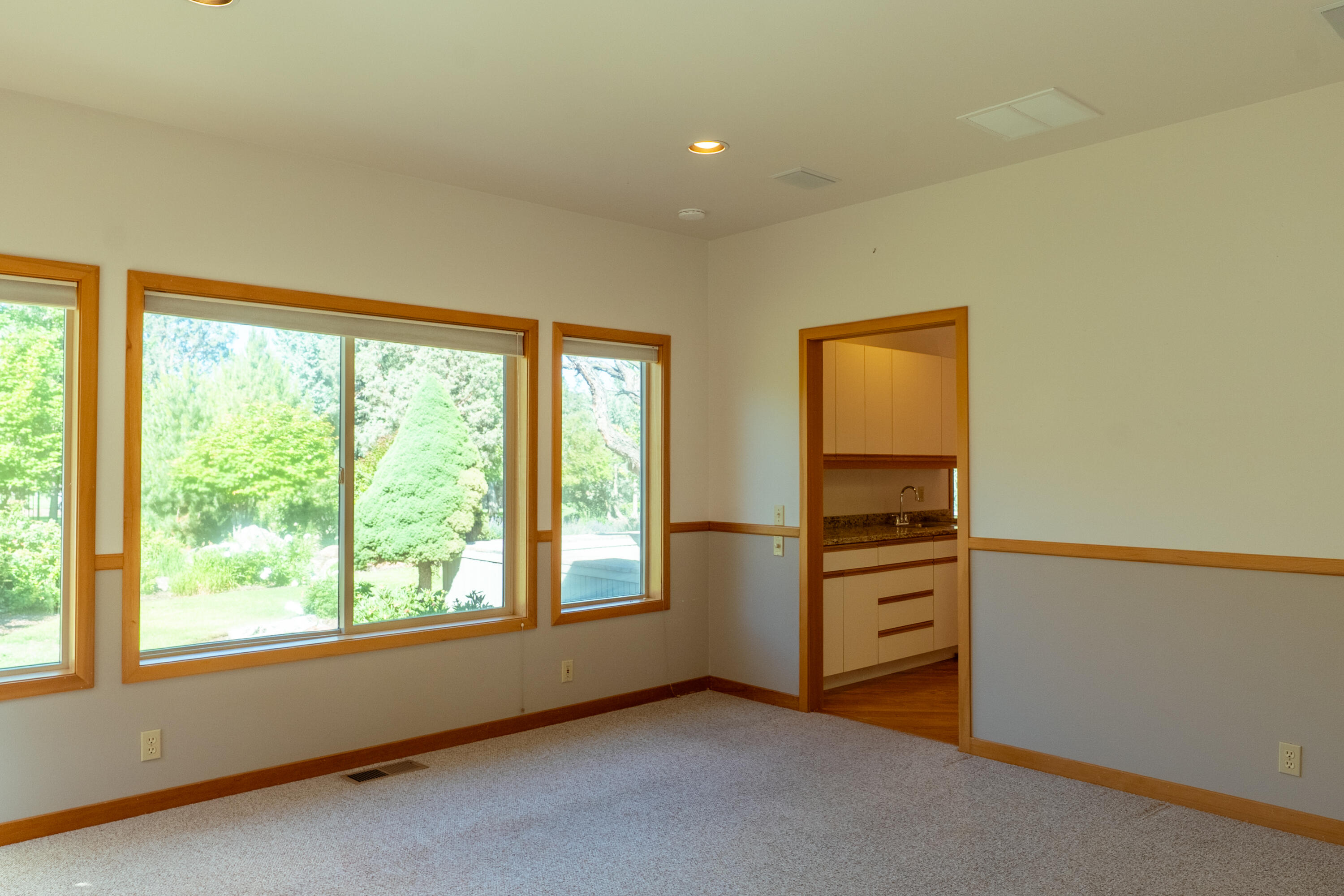 2103 Condor Court