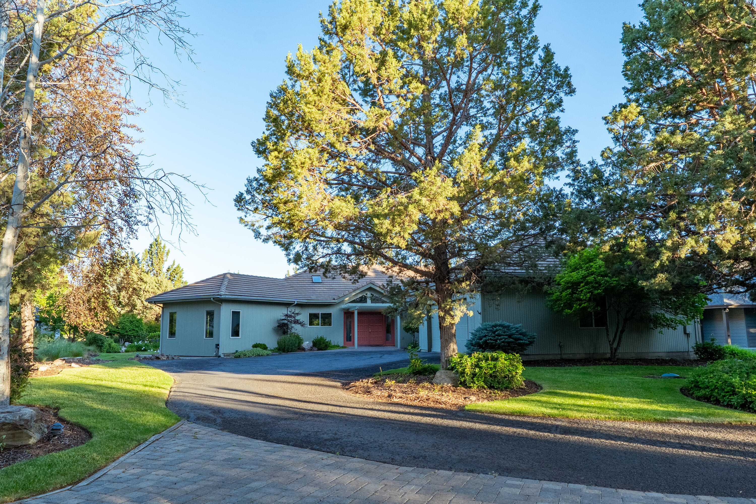 2103 Condor Court