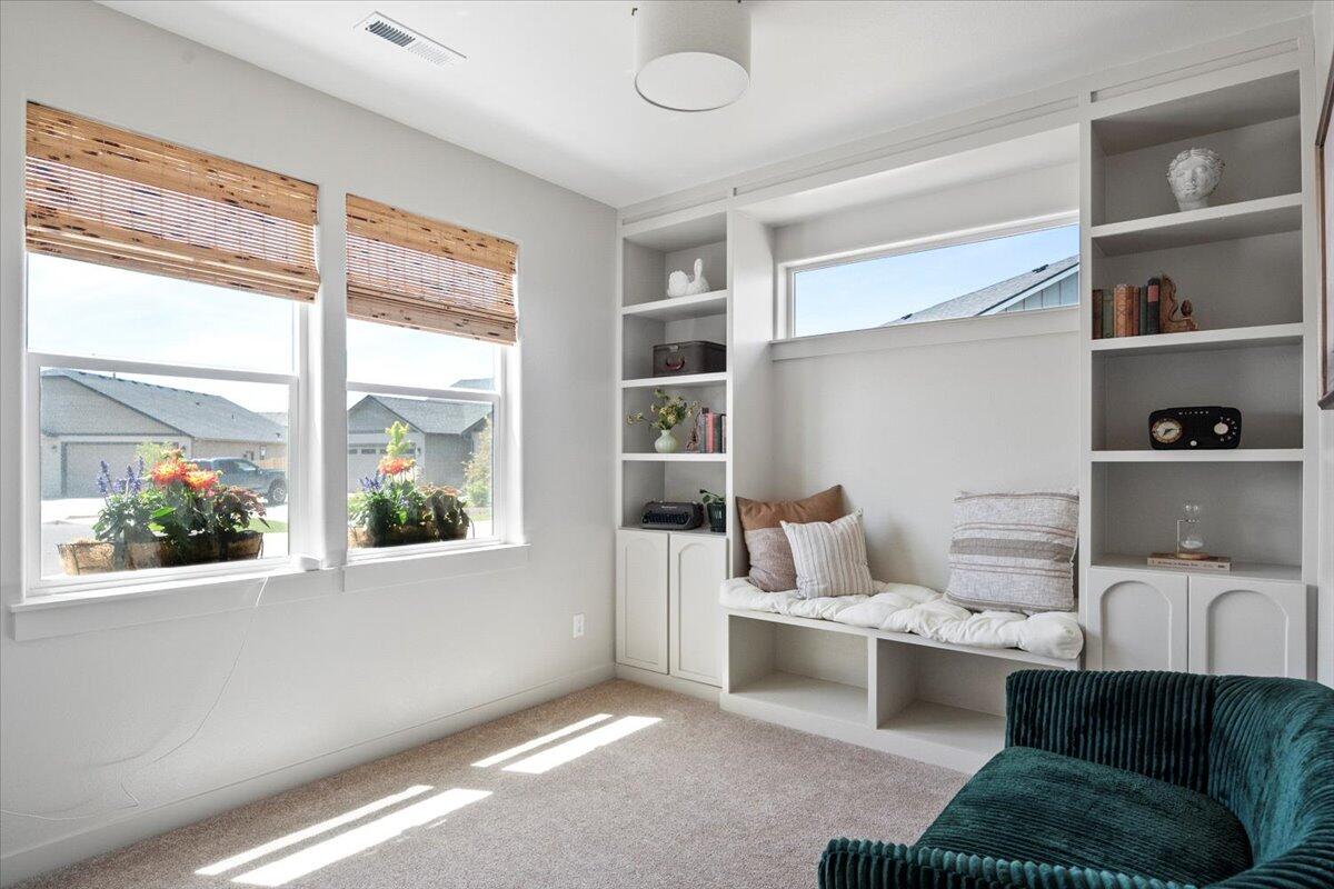 3562 NW 9th Court