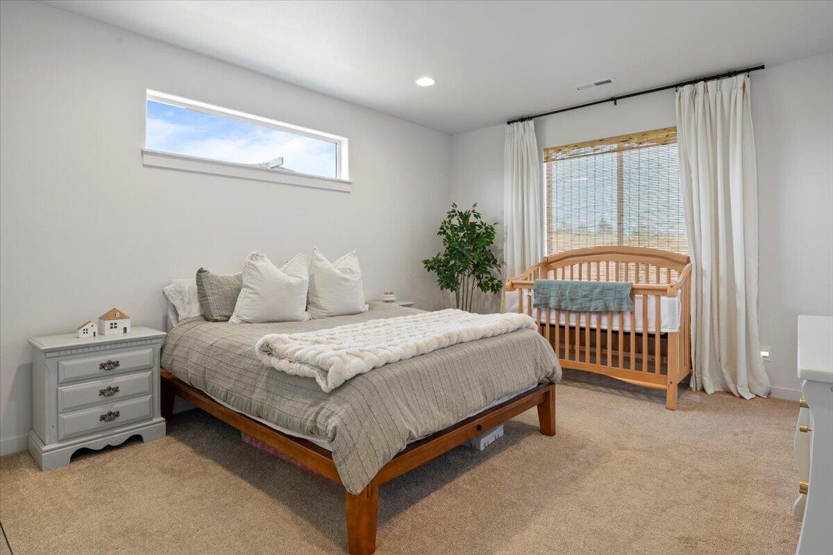3562 NW 9th Court