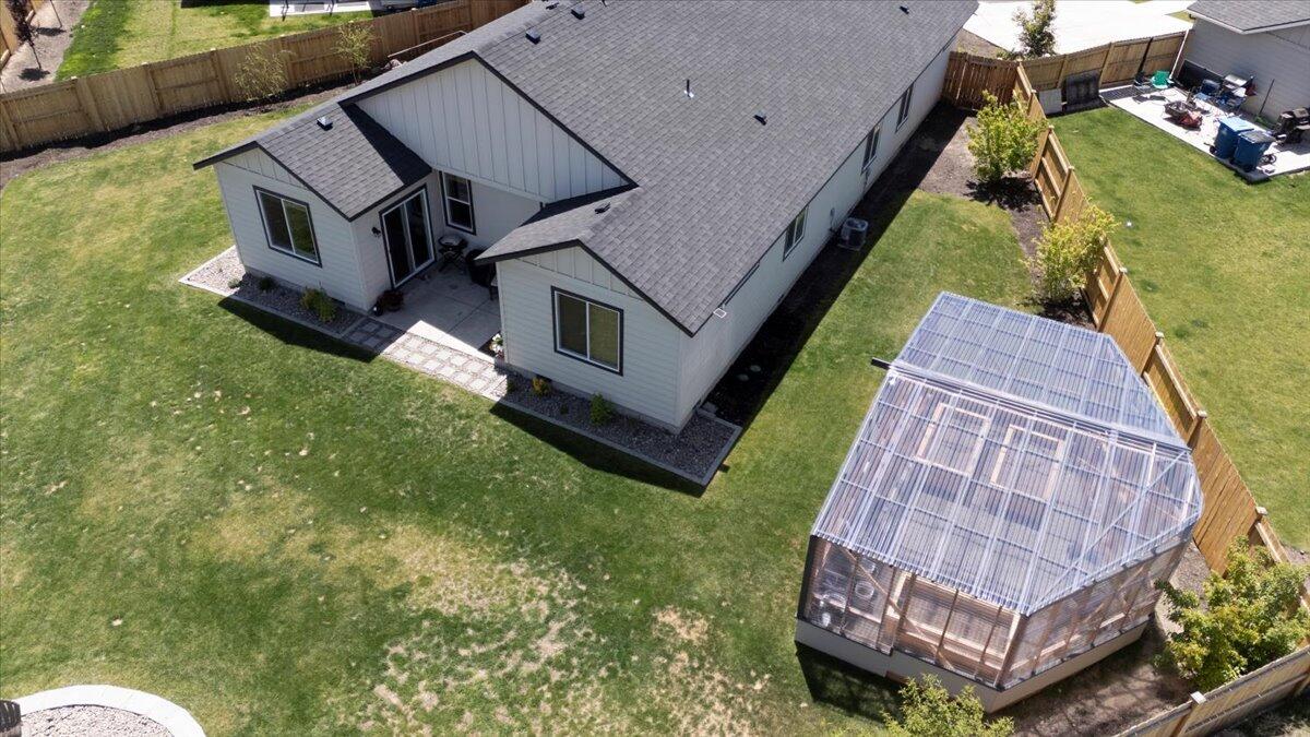 3562 NW 9th Court