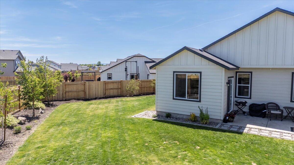 3562 NW 9th Court