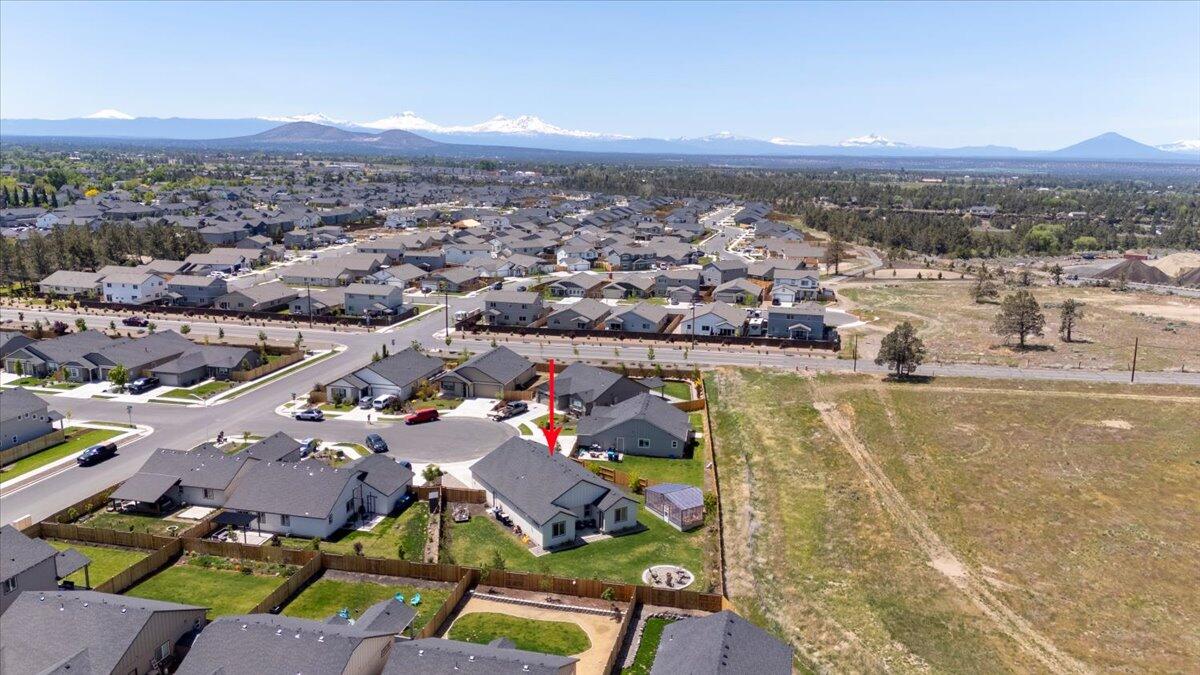 3562 NW 9th Court
