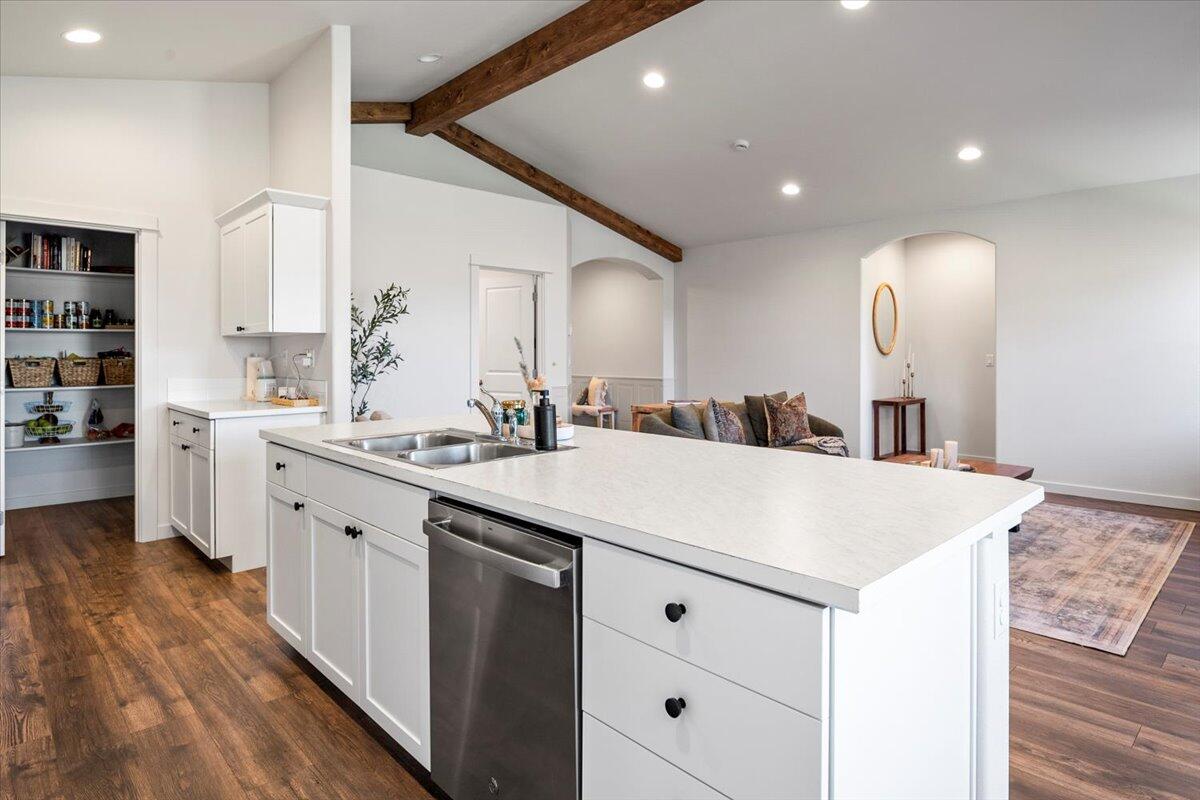 3562 NW 9th Court