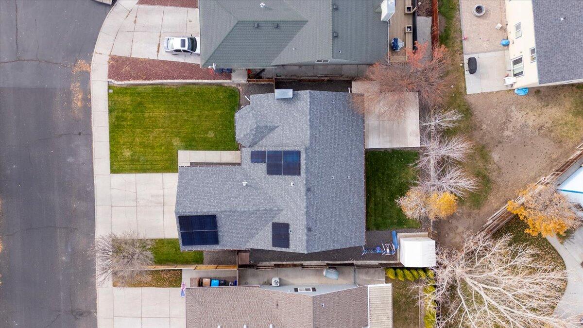2223 NW Jackpine Court