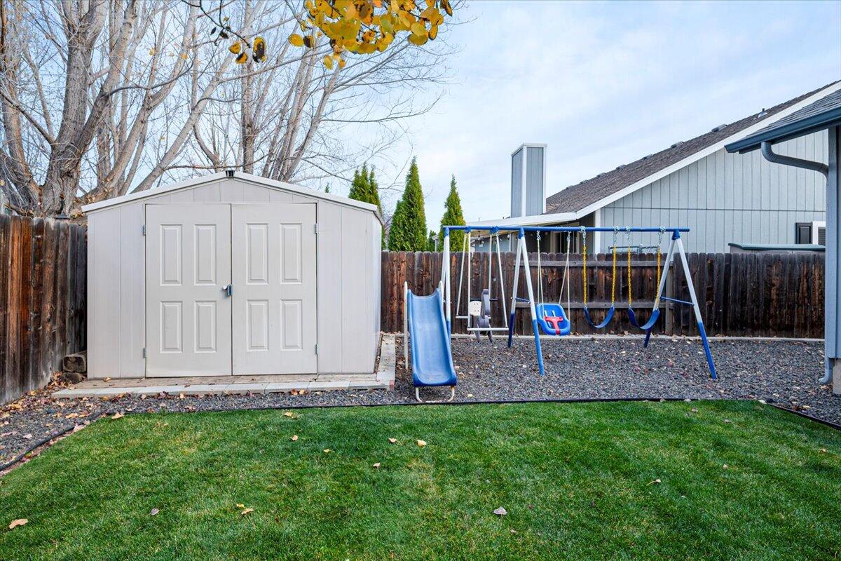 2223 NW Jackpine Court