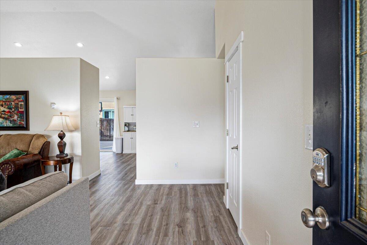2223 NW Jackpine Court
