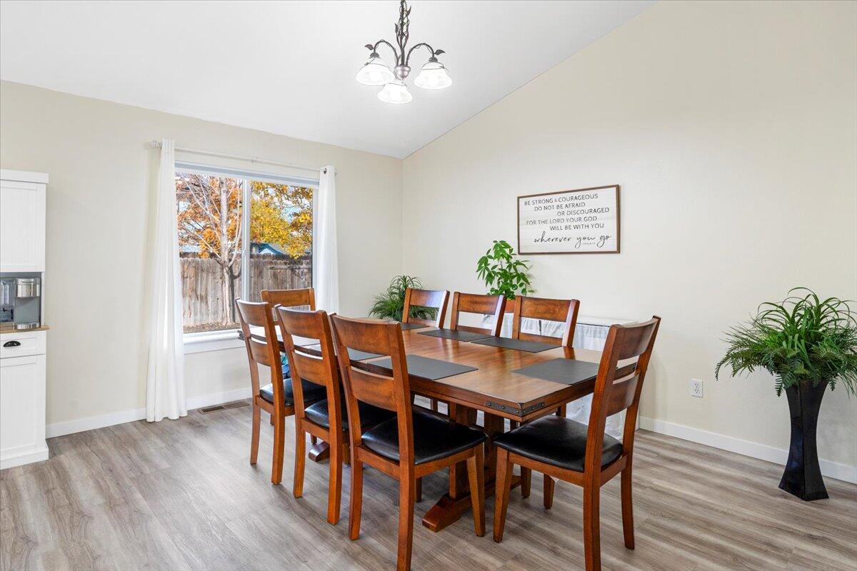 2223 NW Jackpine Court