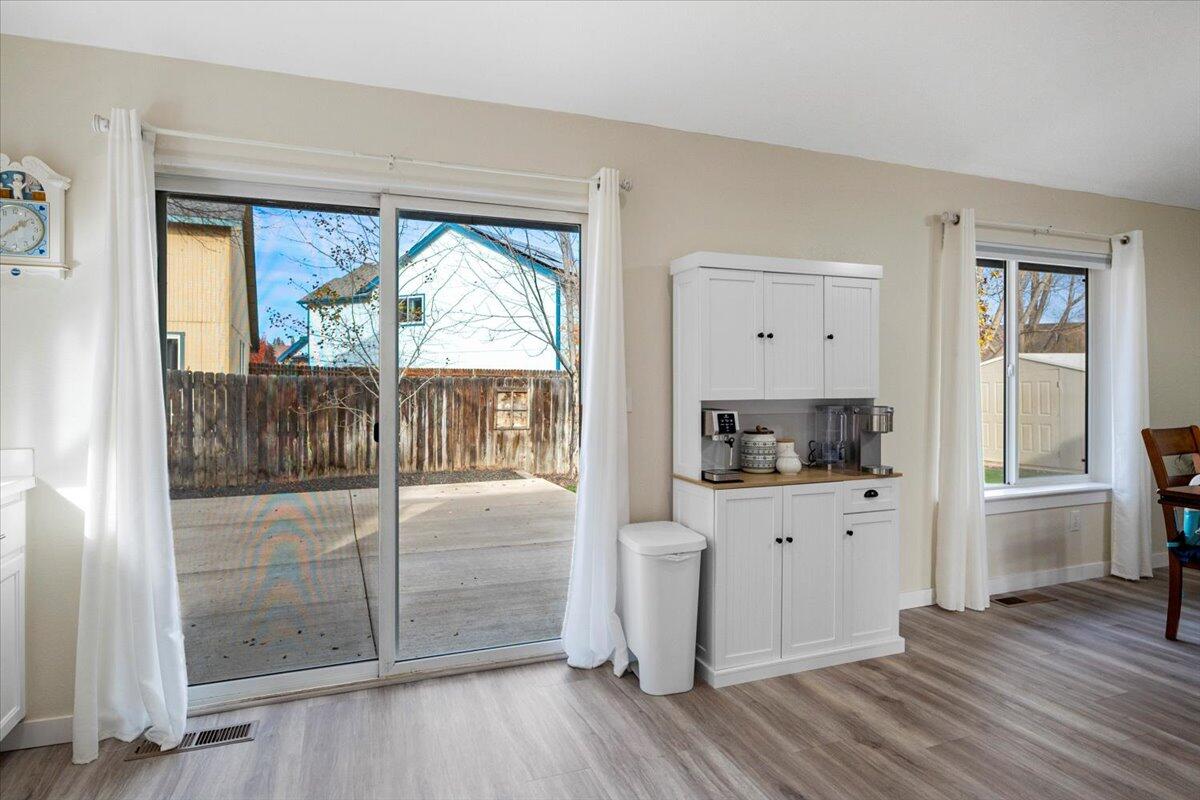 2223 NW Jackpine Court