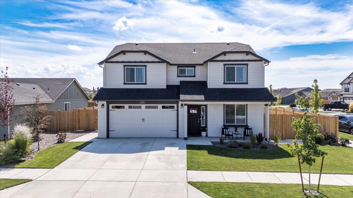 1592 NW Varnish Place