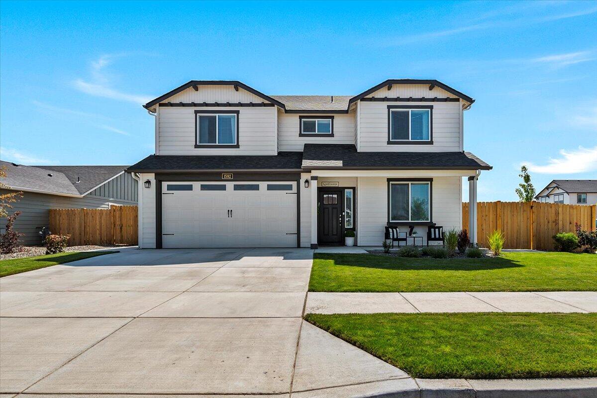 1592 NW Varnish Place