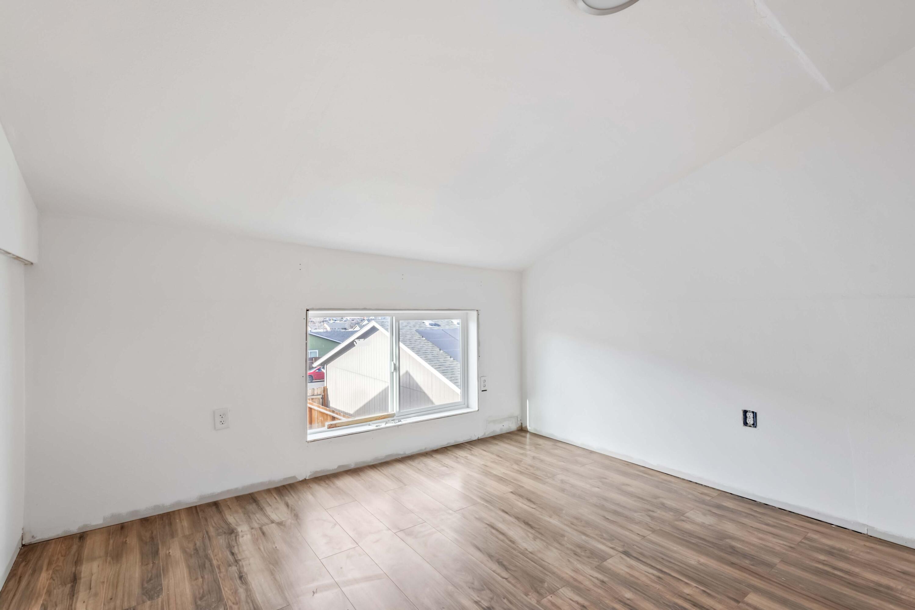 405 E D Street