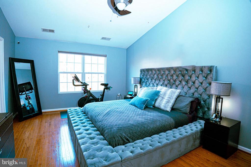 8507 CROOKED TREE LANE
