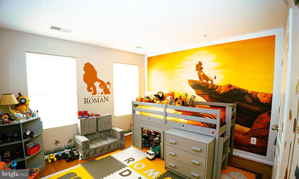 8507 CROOKED TREE LANE