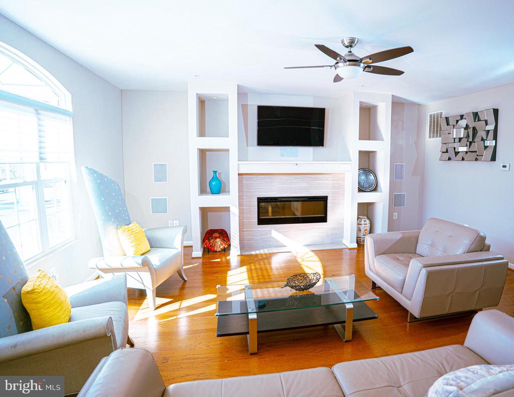 8507 CROOKED TREE LANE