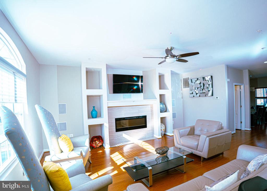 8507 CROOKED TREE LANE