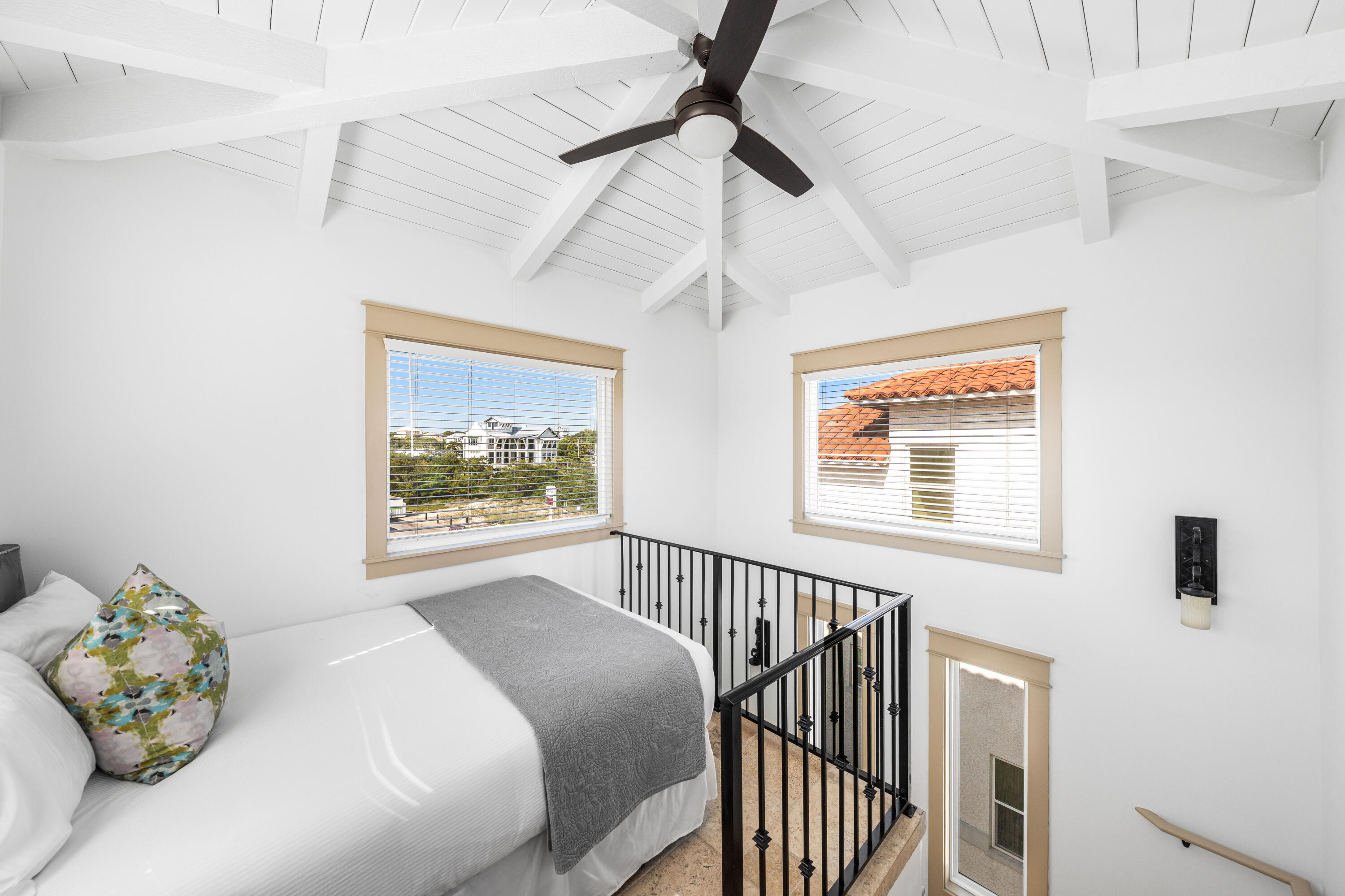 5055 W County Highway 30A UNIT 1031