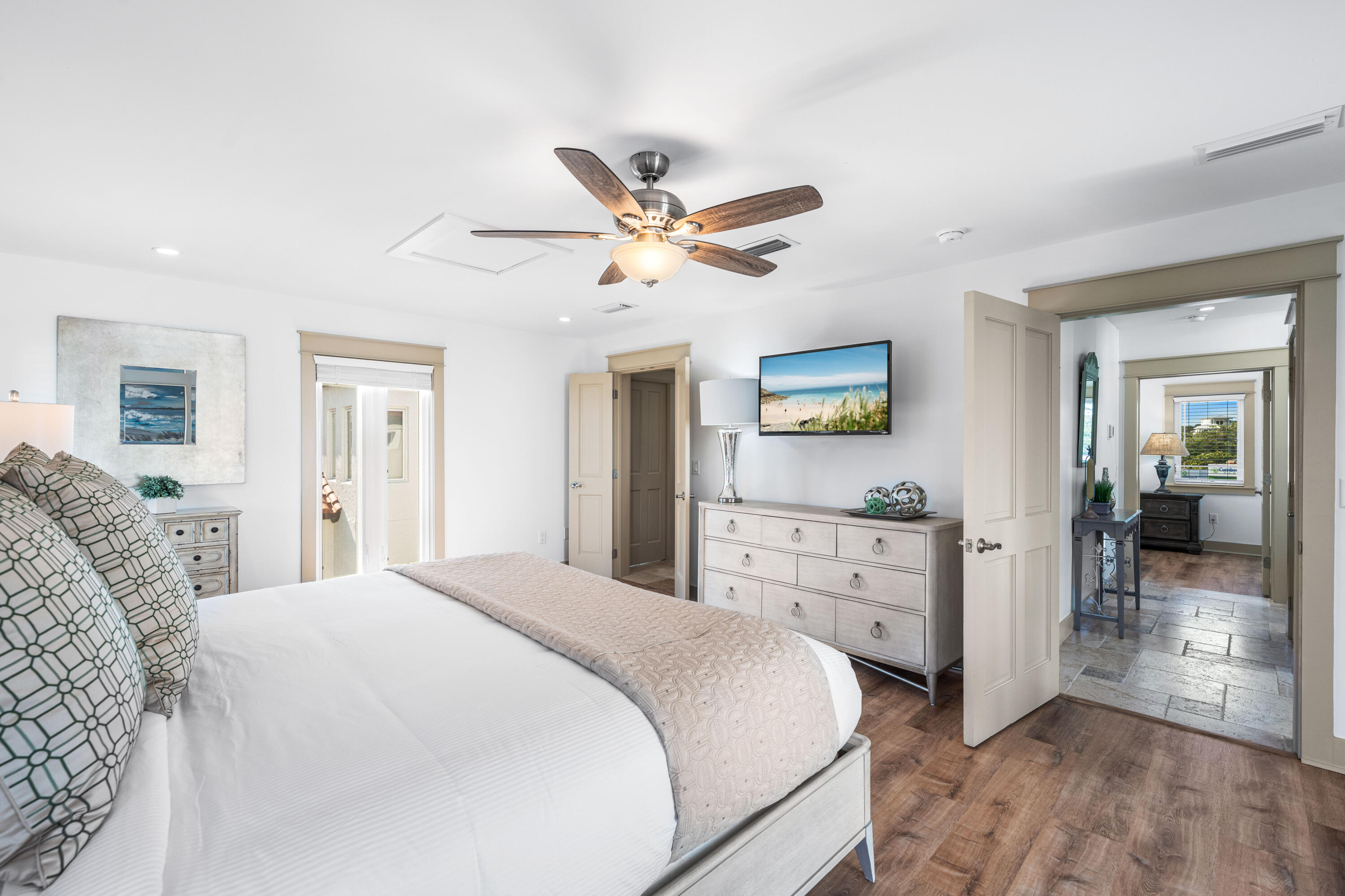 5055 W County Highway 30A UNIT 1031