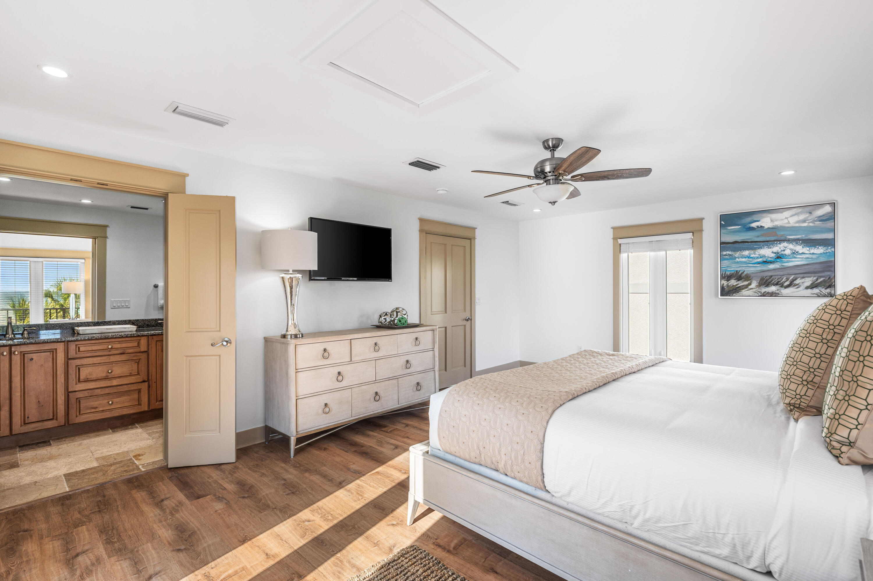 5055 W County Highway 30A UNIT 1031
