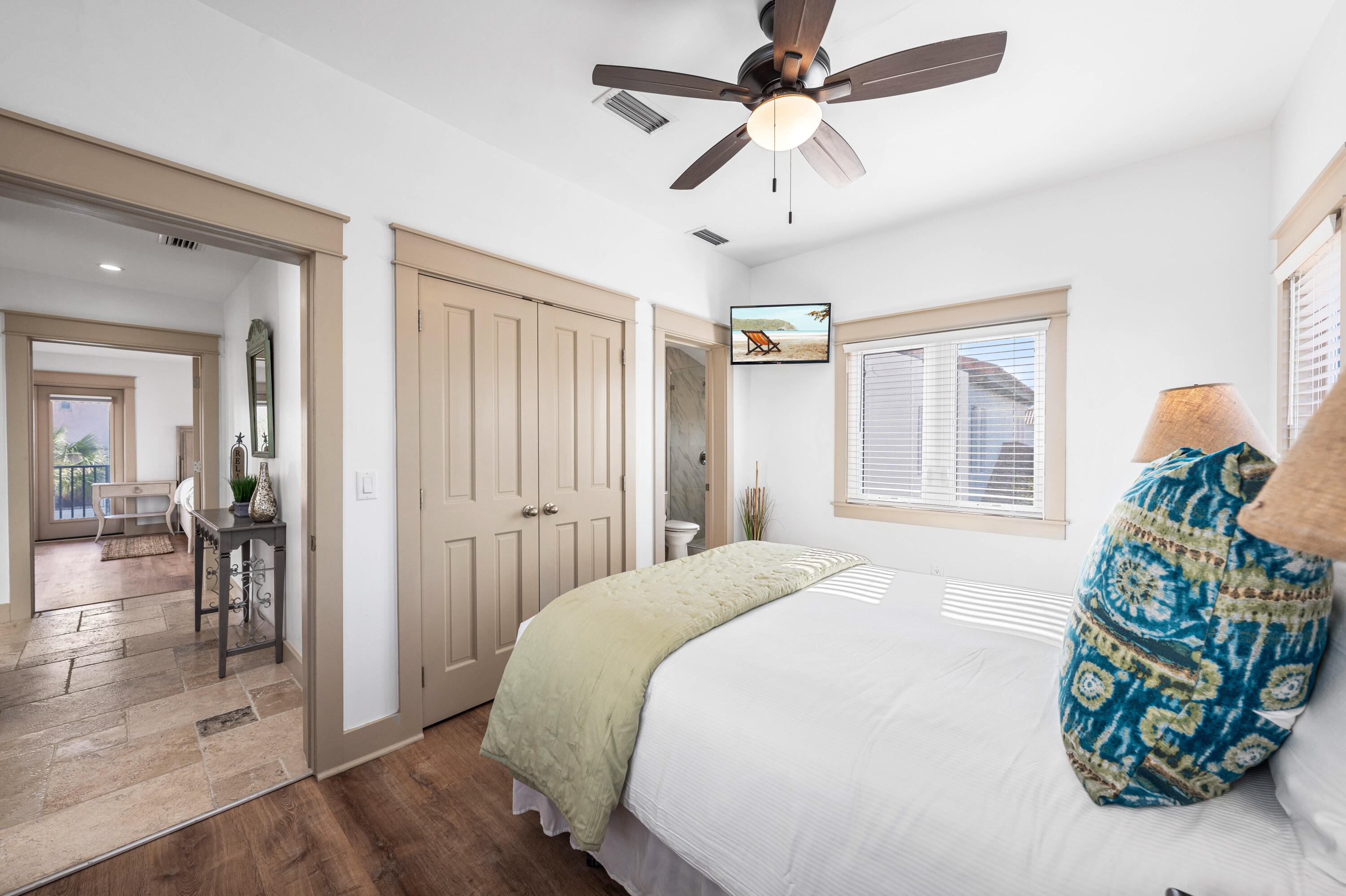 5055 W County Highway 30A UNIT 1031