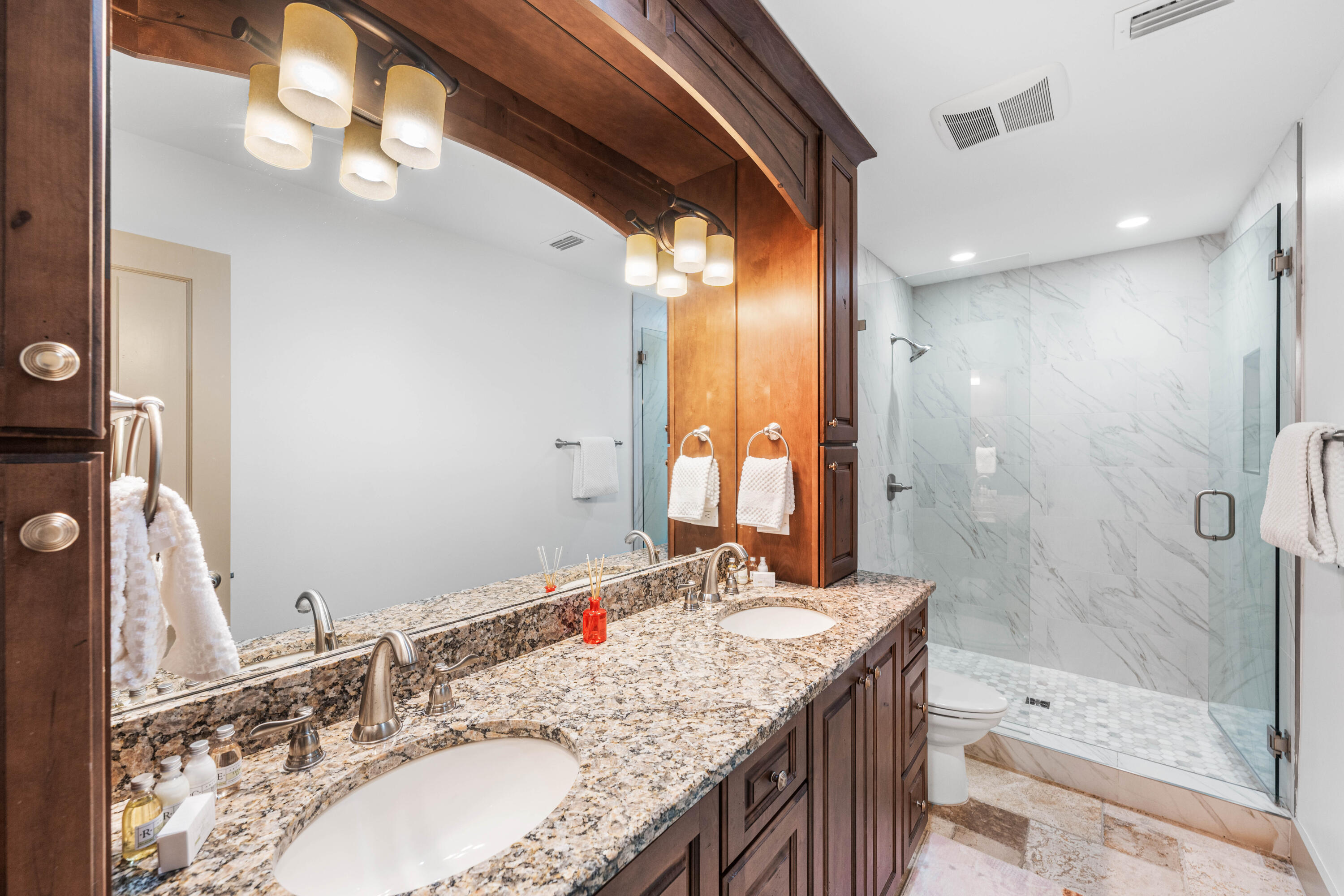 5055 W County Highway 30A UNIT 1031