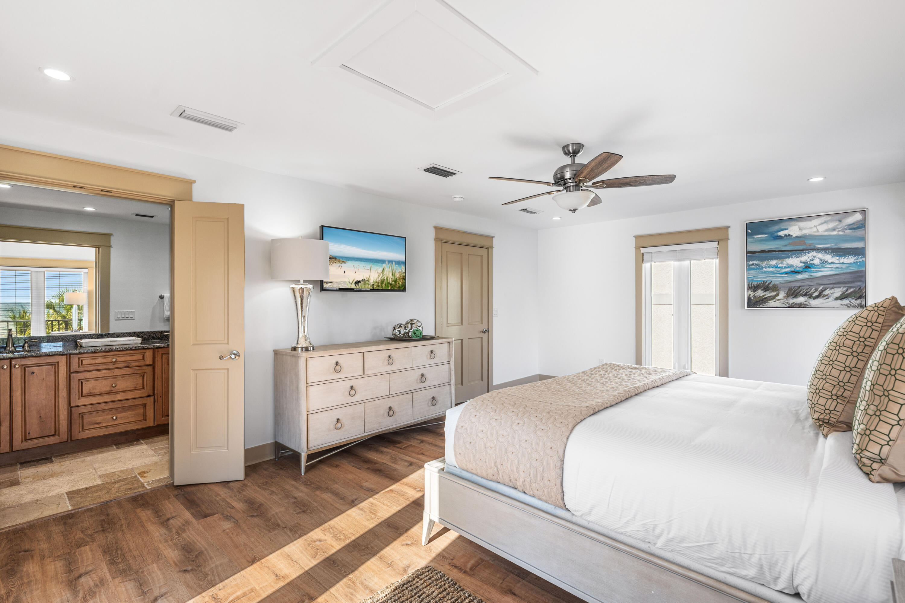 5055 W County Highway 30A UNIT 1031