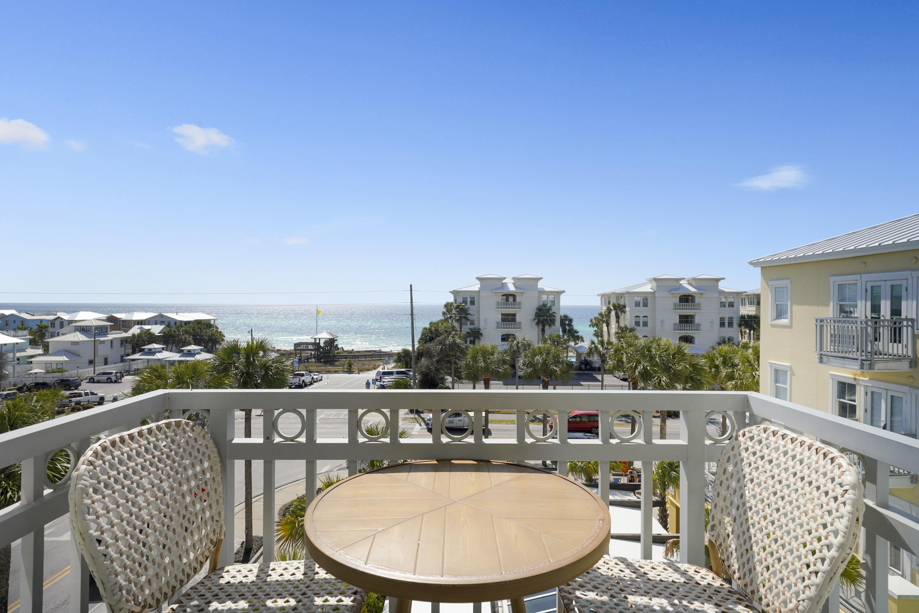 37 Town Center Loop UNIT 418