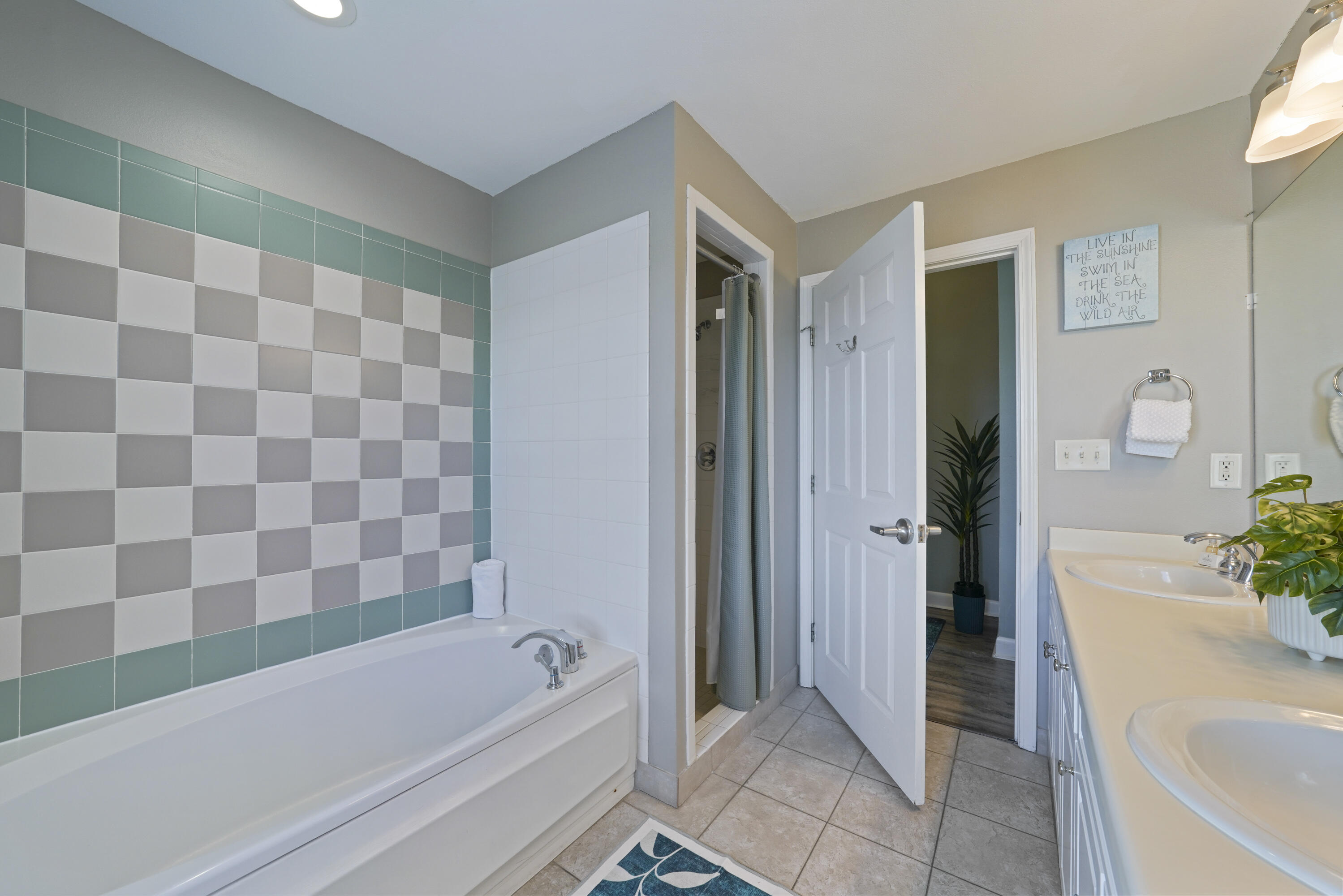 37 Town Center Loop UNIT 418