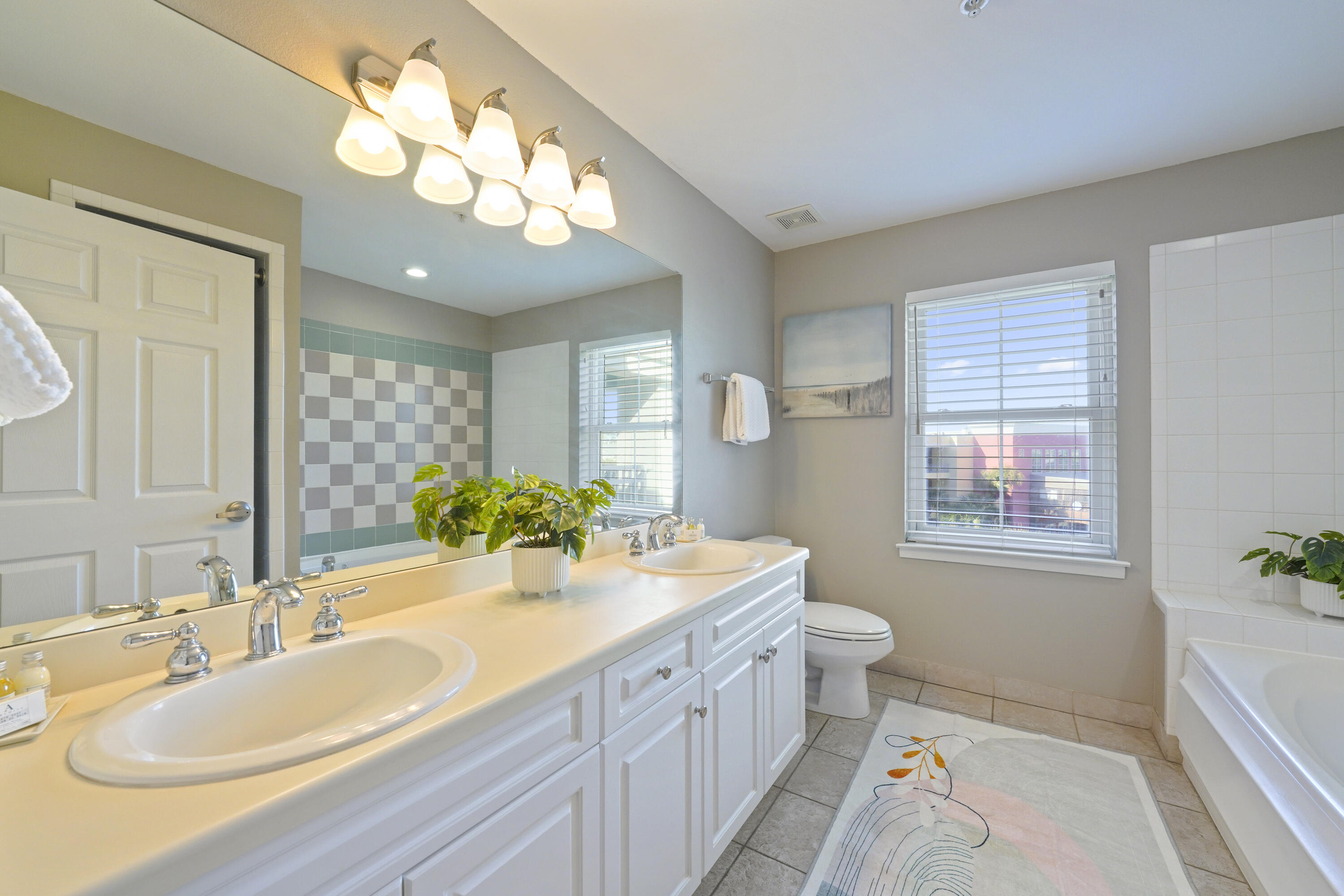 37 Town Center Loop UNIT 418