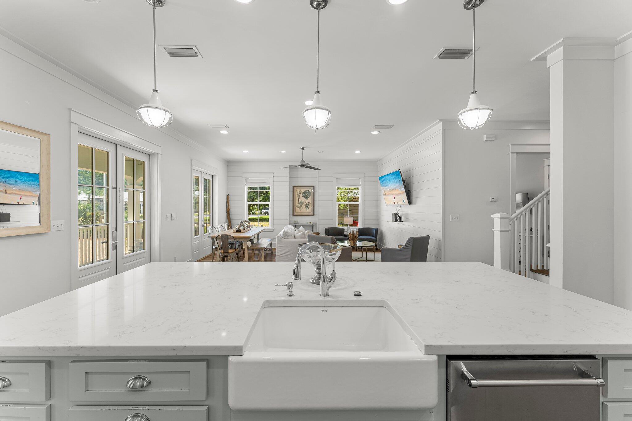 515 Seacrest Drive