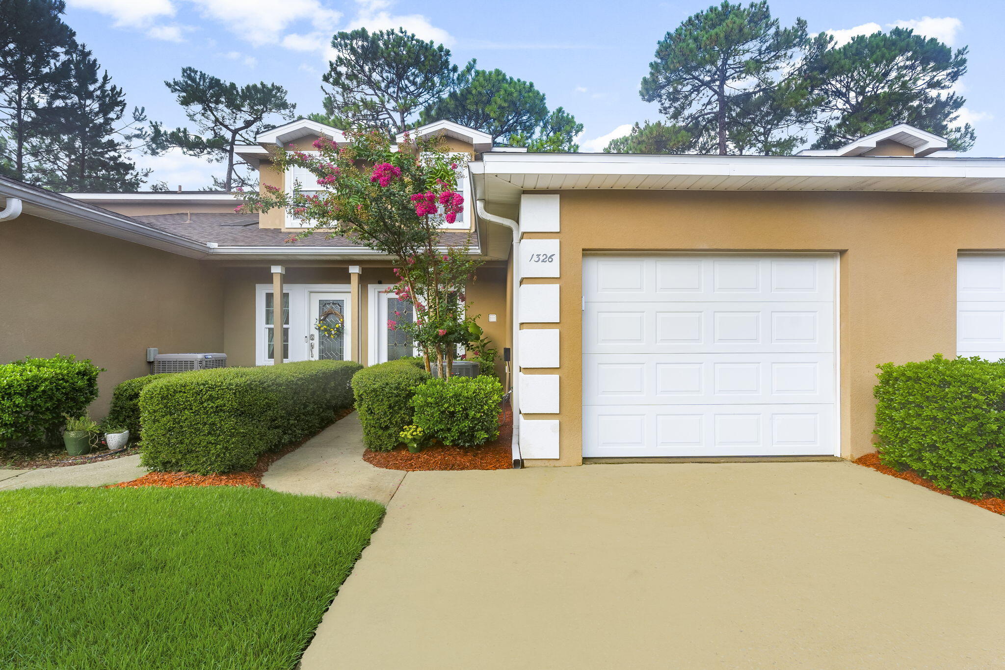 1326 Treasure Cove, 1326