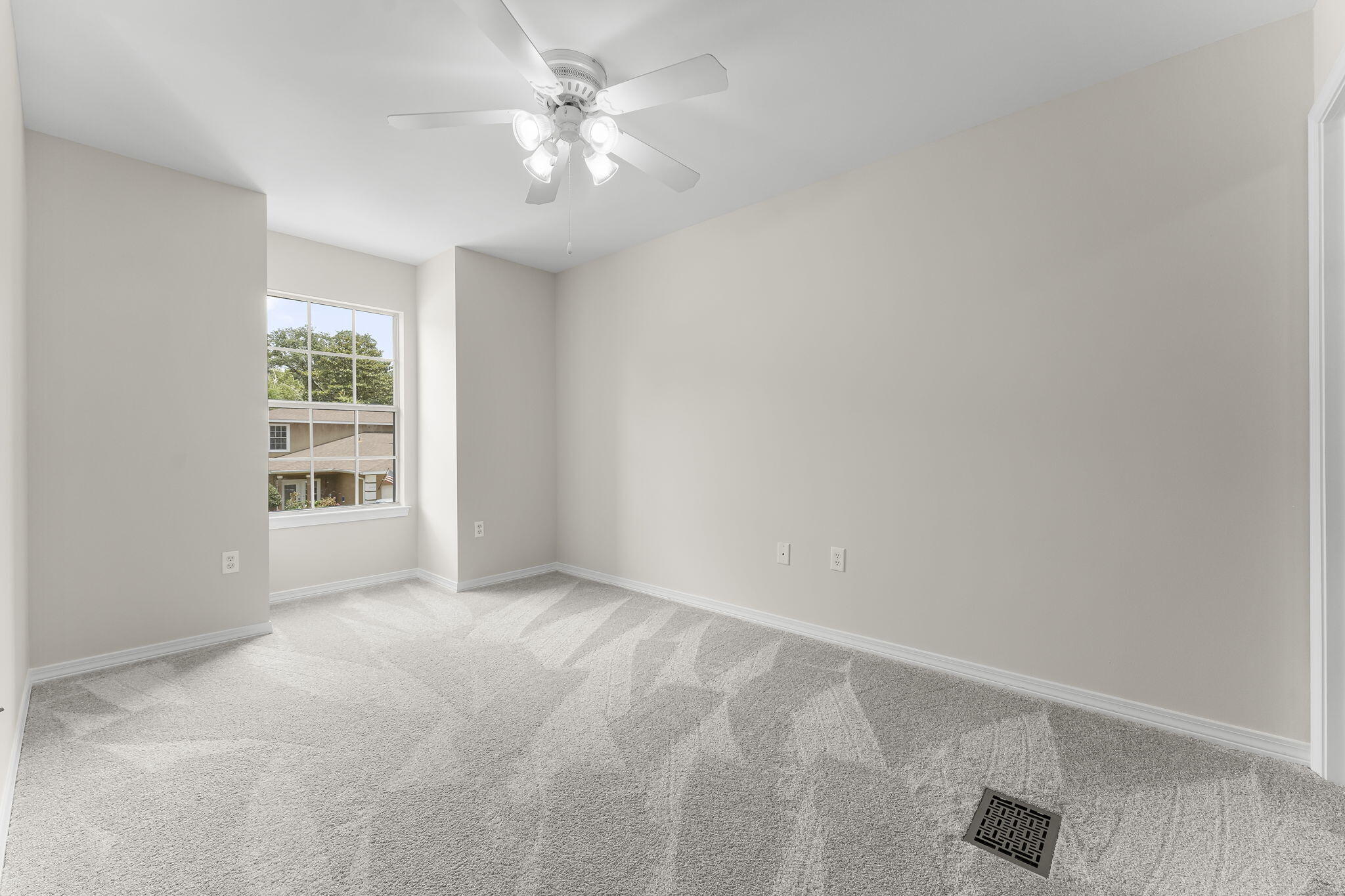 1326 Treasure Cove, 1326