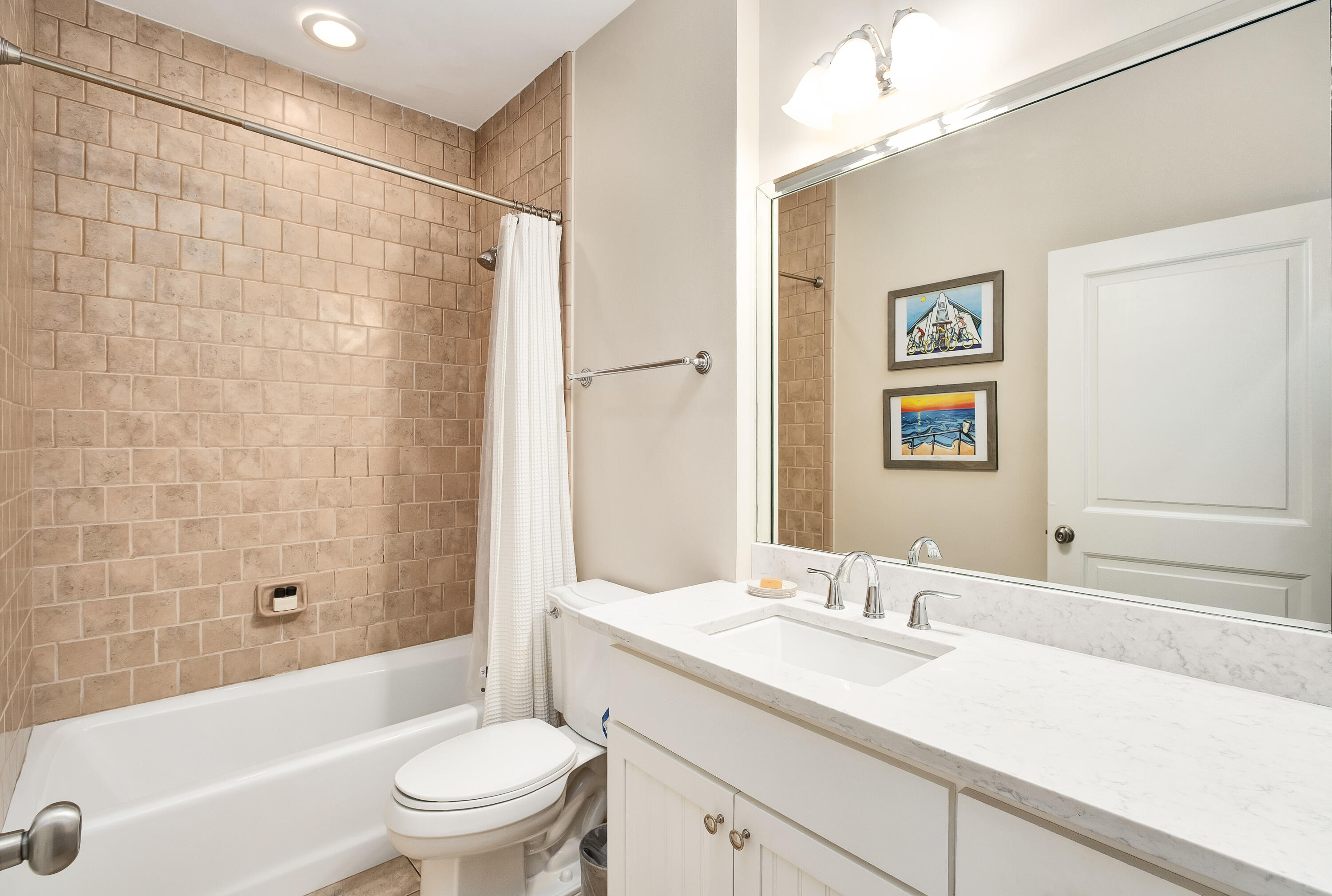 27 St. Augustine Street 6201