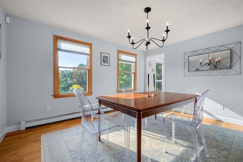 11 Tuxbury Lane