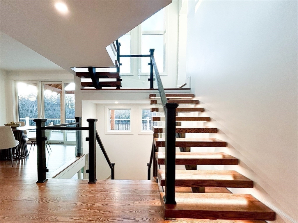 19 Conant Road
