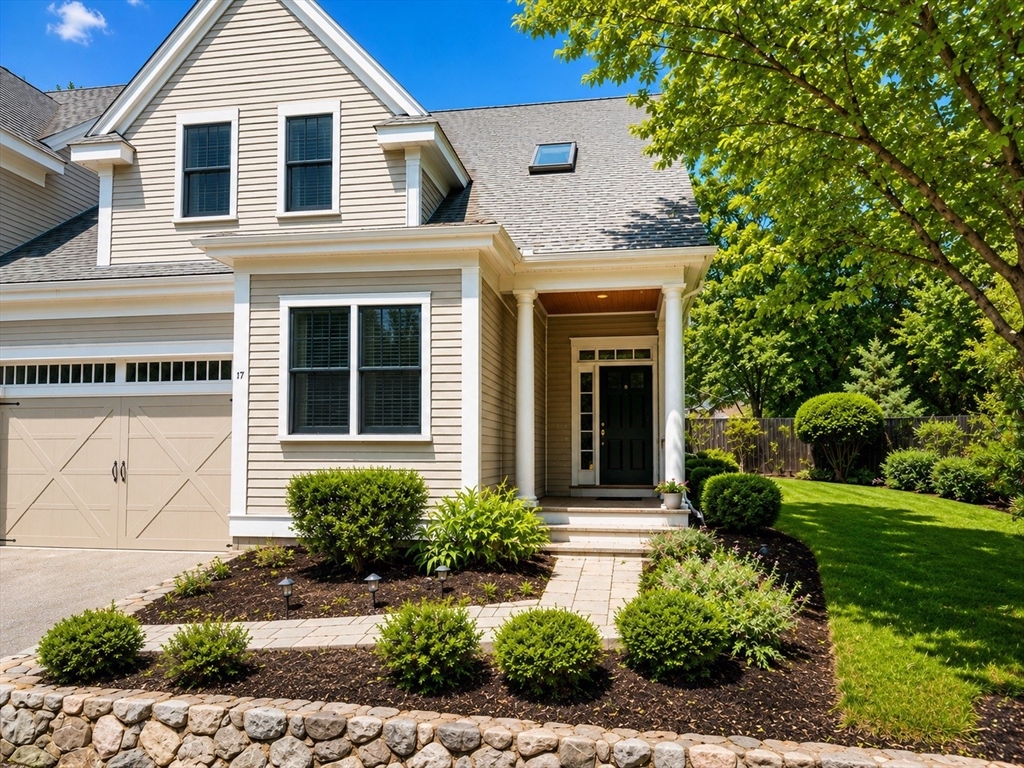 17 Courtyard Place # 17