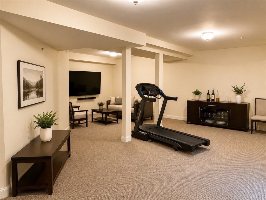 17 Courtyard Place # 17