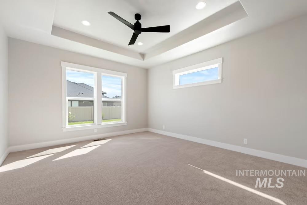 2084 N Hurtsville Ave.
