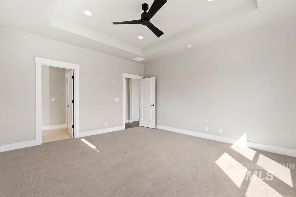 2084 N Hurtsville Ave.
