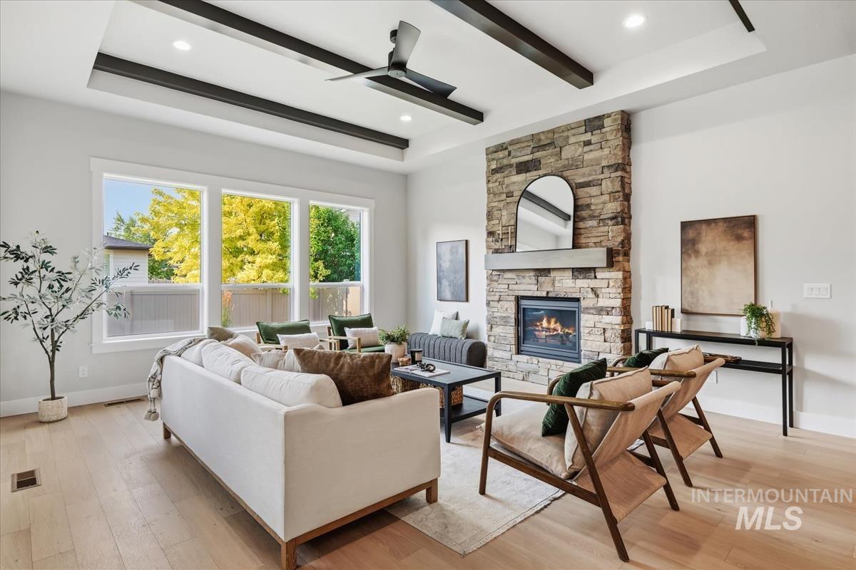 2147 E Blakehurst Ave.