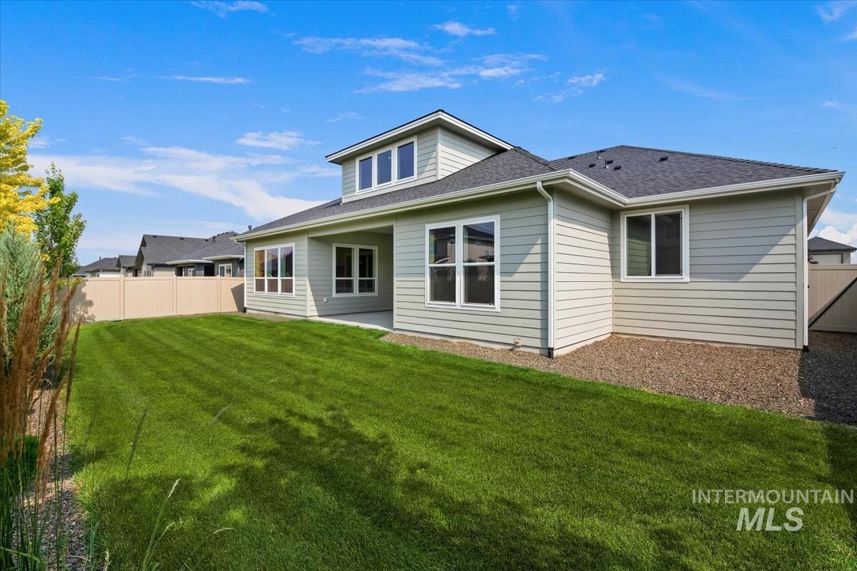 2147 E Blakehurst Ave.