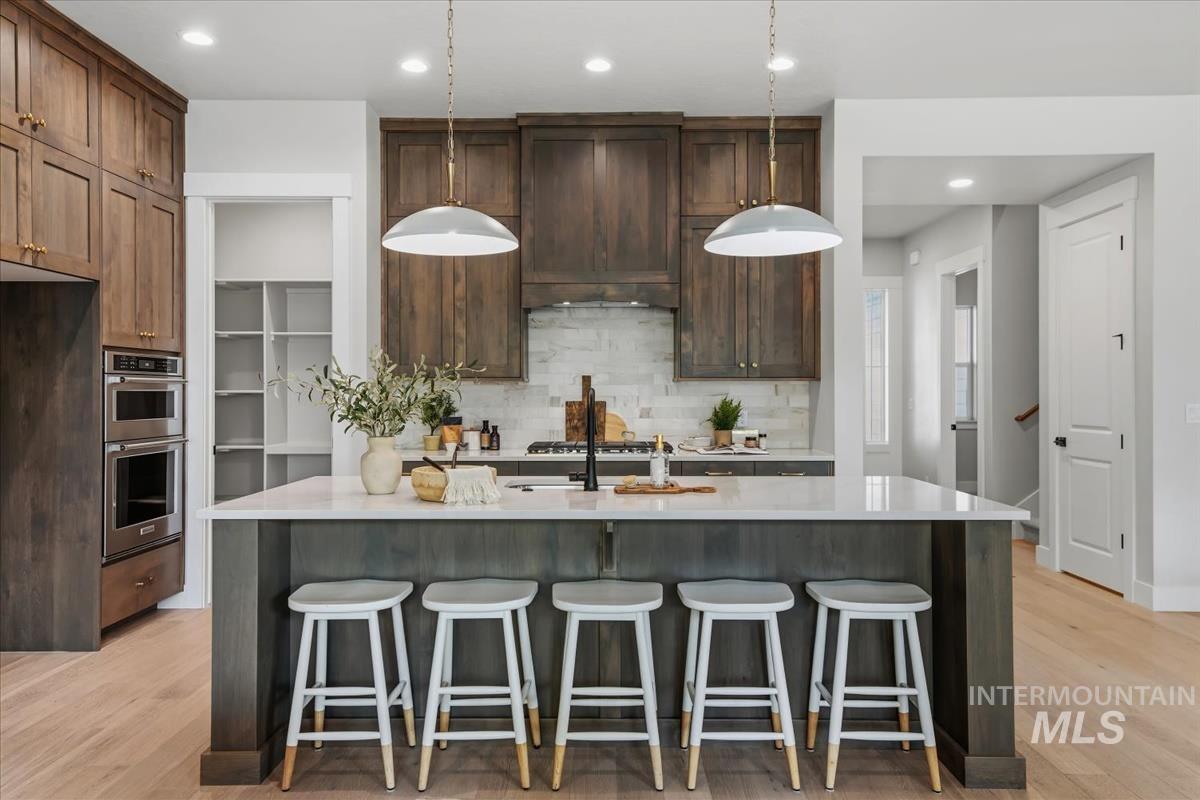 2147 E Blakehurst Ave.