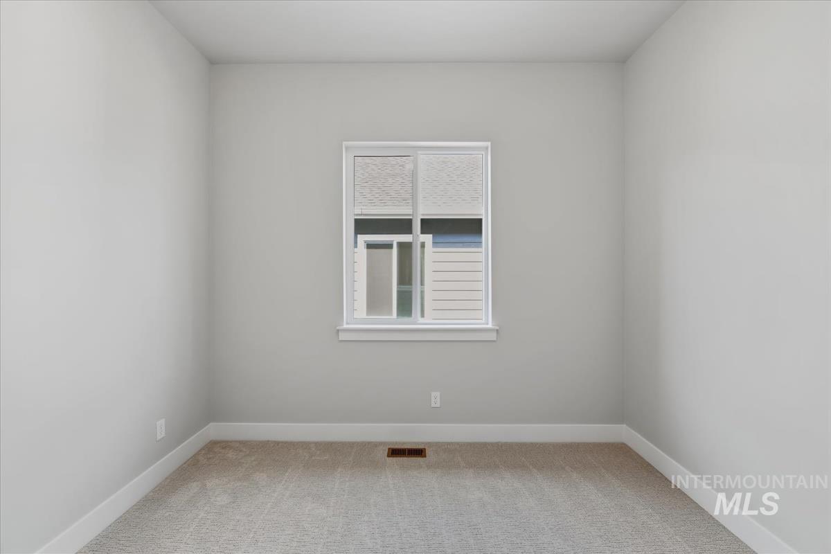 2147 E Blakehurst Ave.