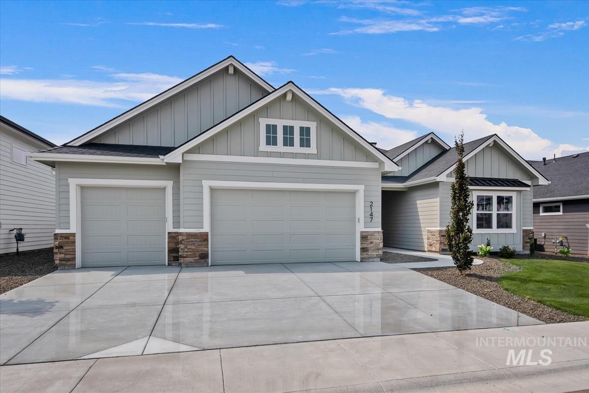 2147 E Blakehurst Ave.
